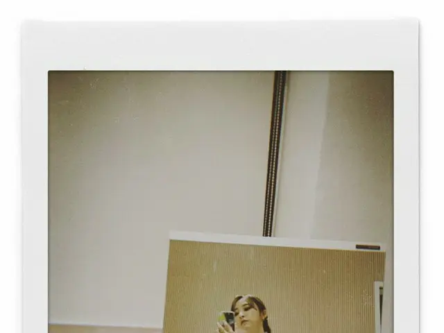【t公式】MAMAMOO、[ #ムンビョル]今日も星とエキサイティングな金曜日を楽しむ準備があら、私たちムームー皆さん！しばらくして、9時ネイバーナウ」stud
