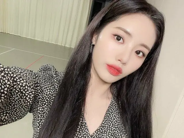 【t公式】fromis_9、[ #サポート]イプニに雨道に注意また注意して！ (驚くべきことに二枚だ他の写真)