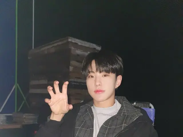 【JT公式】SEVENTEEN、RT pledis_17：[17'S星]ホームランとき🐯