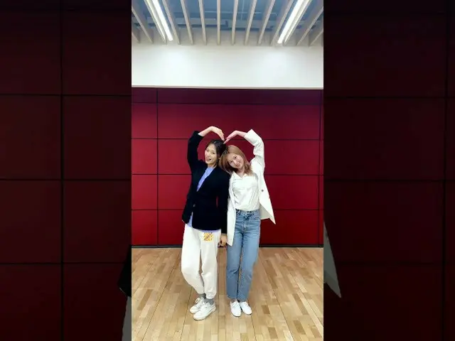 【公式】「TWICE "、SANA、TZUYU  -  What is Love？💃🕺💕(Pulp Fiction 2021 ver