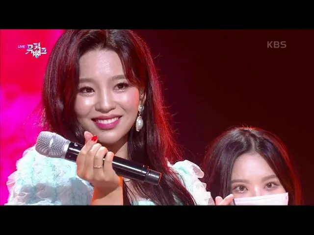 【公式kbk】カチカチ(TICK TOCK) - シン・ミレ(SHIN MI RAE)[MUSICBANK_ / Music Bank] | KBS 21071
