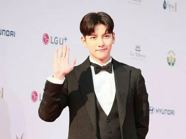 俳優チ・チャンウク、新型コロナウイルス感染