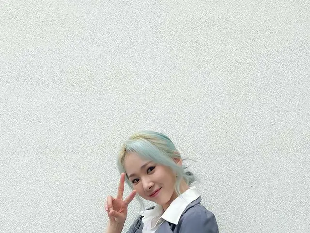 【t公式】EVERGLOW、[ #迷子]まだ残っ米副画像！😜😤🦦🦭