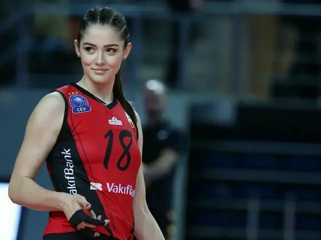 女子バレー・トルコ代表のゼフラ・ギュネシュ選手が韓国ネットユーザーの間で「綺麗すぎる」と話題に