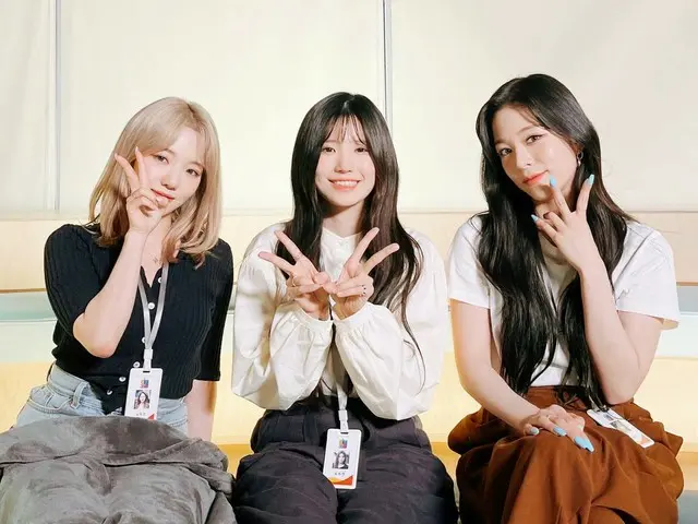 【t公式】fromis_9、[💌 #fromis_9]ヨウク時 #広報22チーム2回も下2テンション #ハヨン #支線 #チェヨンと一緒に太陽よね！残り一日も