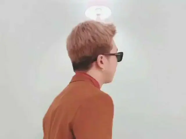 【d公式big】RT BTS_twt：When it all seems like it's wrong Just sing along to eltonoff