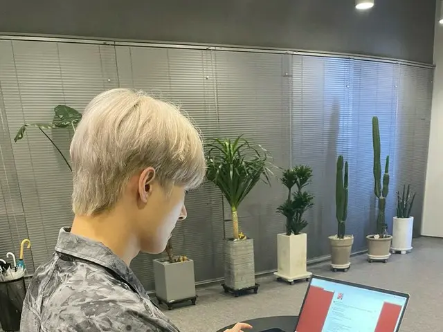 【T公式】ATEEZ、[ #ミンギ]私はすぐに来てATINY準備！👍🏻 #ATEEZ #ATEEZ