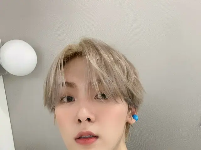 【T公式】ASTRO、ロハ!!!!!私たち1にタヨオオオオ!!!!!!😋応援してくれてありがたく良い上の贈り物くれとても感謝ヨᇂ笑残りの活動もファイト！