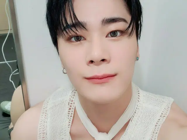 【T公式】ASTRO、ロハ〜!! 1999日に完璧な気分にさせてくれてもありがとう😁😁多ロハのおかげですよ！ #ASTRO #アロハ