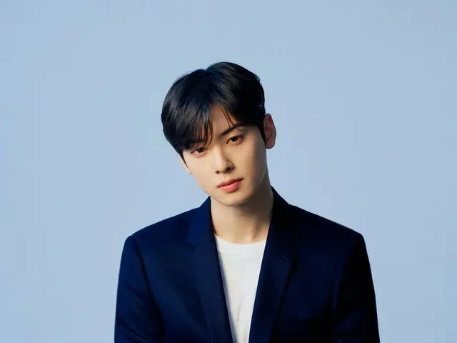 【d公式fan】【 #チャ・ウヌ]チャ・ウヌ(ASTRO)、「2021年のブランド大賞」で「今年の演技ドル」を受賞[公式]   