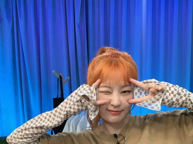【t公式】RED VELVETが、今日はスルギラングホーン膝下は日✌😆✌後程見🧡  #英知#SEULGI #英知家 #知恵zip #Red Velvet #