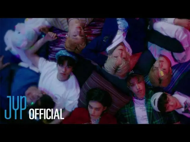 「Stray Kids」、 ＜NOEASY＞ UNVEIL : TRACK 5 "DOMINO"のMVがすっかりドミノピザの広告のようだと話題に