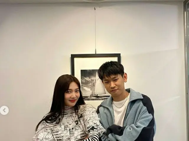 歌手Crush側、ジョイ(Red Velvet)との熱愛認める