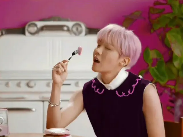 【d公式big】RT seeokIy：#BUTTERTHEEREMIX👅🧈