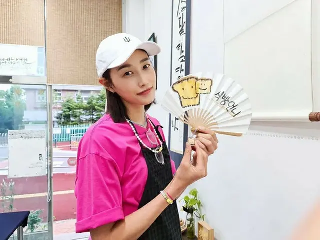 “食パン姉さん”韓国女子バレーボール選手のキム・ヨンギョン、ベーカリーブランド「PARIS BAGUETTE」のモデルに
