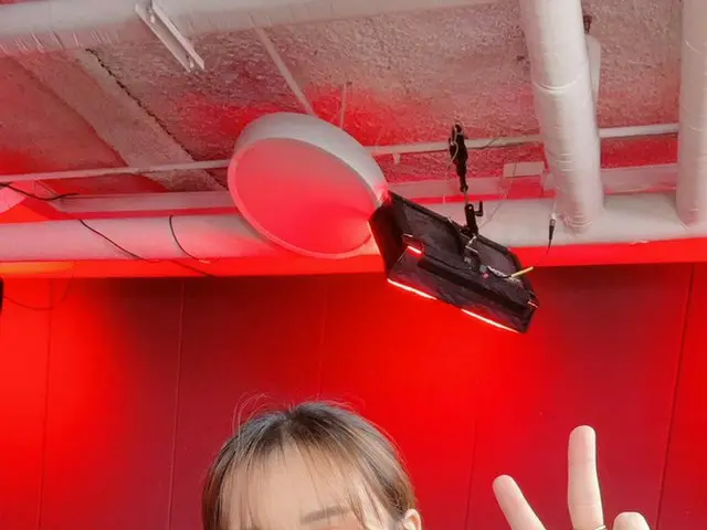 【t公式】MAMAMOO、[ #ムンビョル] ネイバーナウ」studioドアナイト」 今日も星と楽しく遊んで見る 準備できています！私たちムームー皆さん、今すぐ