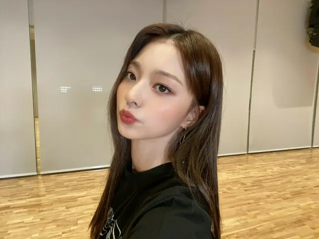 【t公式】fromis_9、[ #ナギョン]いよいよ今日ですね(笑)あと何時間もないですよ