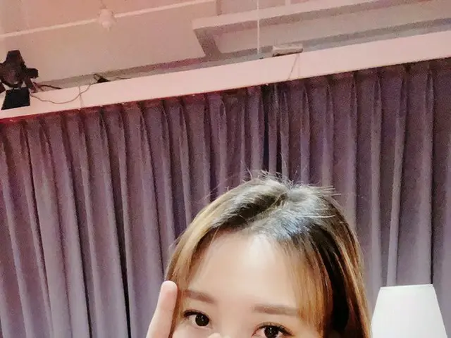【t公式】MAMAMOO、[ #ムンビョル]しばらくして、9時ネイバーナウ」studioドアナイト「私たちムームー皆さん今日も星と楽しい時間を過ごす🤍 #MA