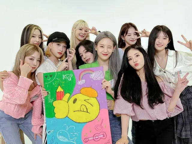【t公式】fromis_9、[💌 #fromis_9]クンよく〜合うfromis_9と絵よりも絵のようなプロンプトがたち美貌😝  #ビッグピクチャー_fro