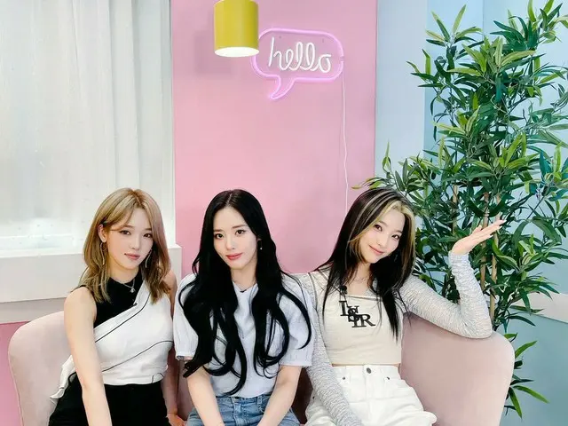 【t公式】fromis_9、[ #fromis_9]愛情いっぱいむずむずしたドムドムハウスに訪れた #セロム #ジウォン #ジソン、私たち親しく過ごしましょう