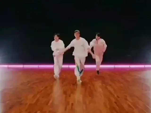 【d公式big】RT livelybts：unmute this fits so well i can not