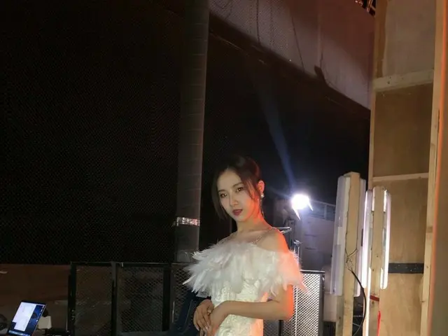 【t公式】今月の少女(Loona)、[ #ハスル/ #HaSeul]それでもきれい見てくれてね、今後、より多くのよくあげますよサルンヘヨン💚😍  #今月の少