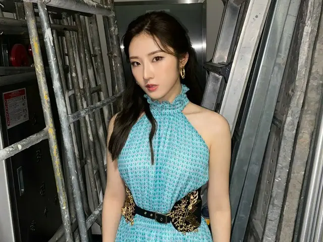 【t公式】今月の少女(Loona)、[ #ハスル/ #HaSeul] Orbit！ハスルイエヨ!!💚PTT(Paint The Town)ビハインド写真を遅持