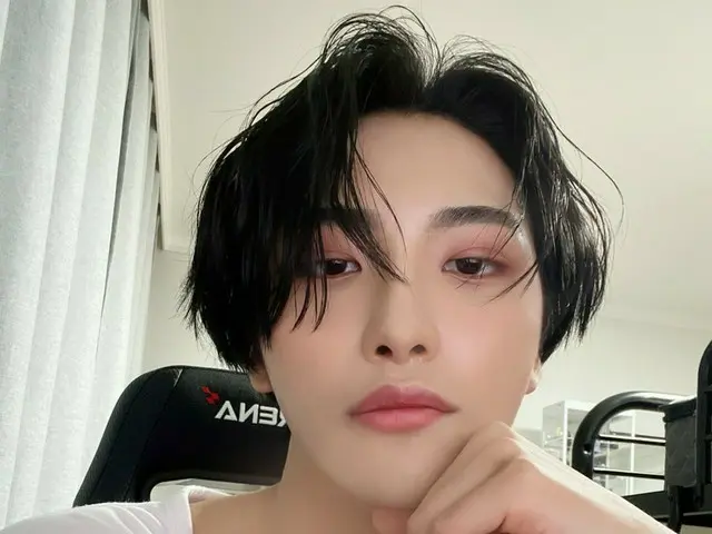 【T公式】ATEEZ、[ #化]今日もファイトよ🤍🤍🤍 #ATEEZ #ATEEZ