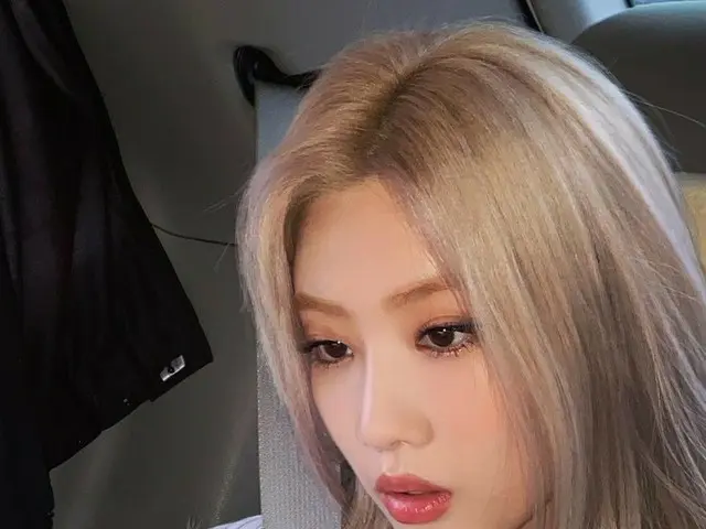 【t公式】今月の少女(Loona)、[ #金立/ #KimLip]カチッ⚡  #今月の少女(LOONA)#LOONA