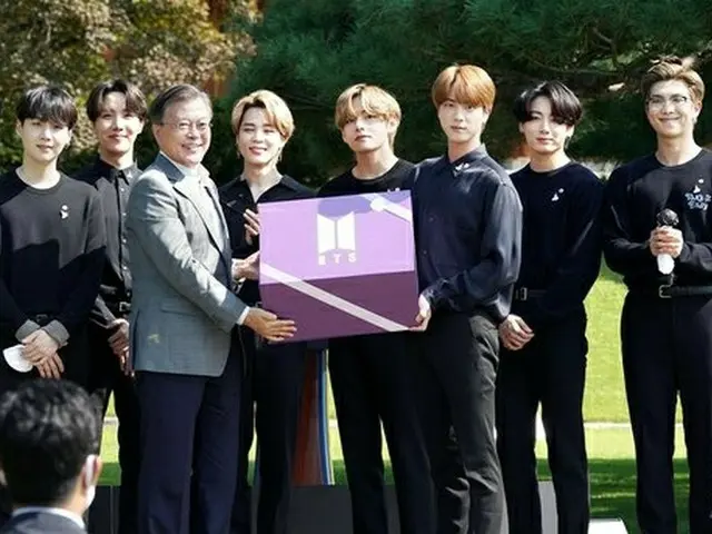 「BTS(防弾少年団)」、大統領府を訪問し、「未来世代と文化のための大統領特別使節」の任命状を受け取る