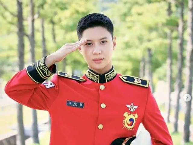 テミン(SHINee)、兵務庁の公式SNSで写真が公開される