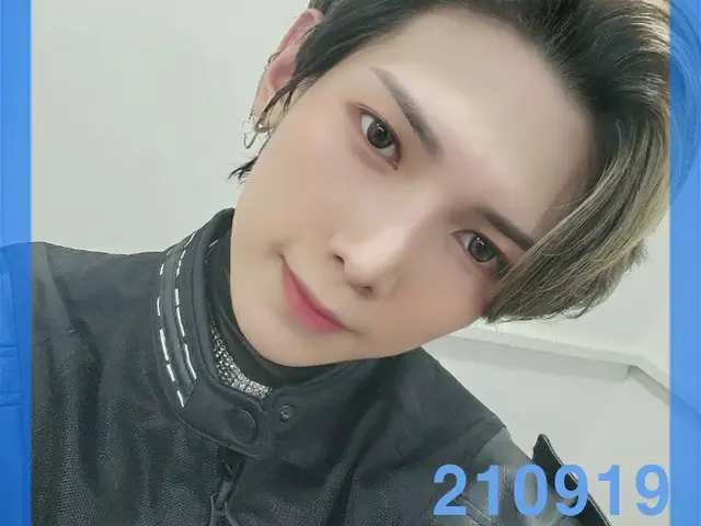 【T公式】ATEEZ、[📷] 210919人気歌謡出席チェック📝 ⠀ ATINY「Deja Vu」の最初の週の活動すべて出席完了でしょう？👣 ⠀秋夕もAT