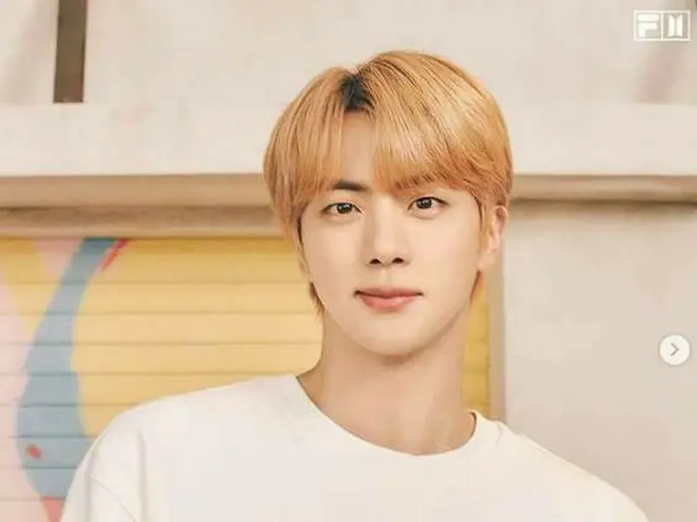 JIN(BTS)、FILA KOREAのSNSでFILA X BTS Dynamite Collectionの写真を公開