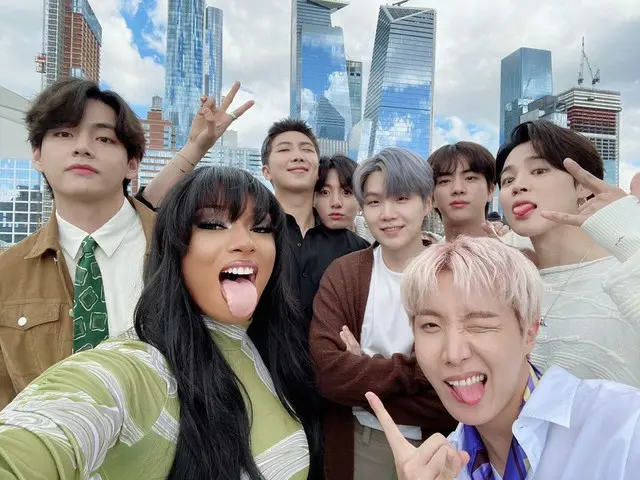 【d公式big】「BTS(防弾少年団)」、RT BTS_twt：Butter crew theestallion