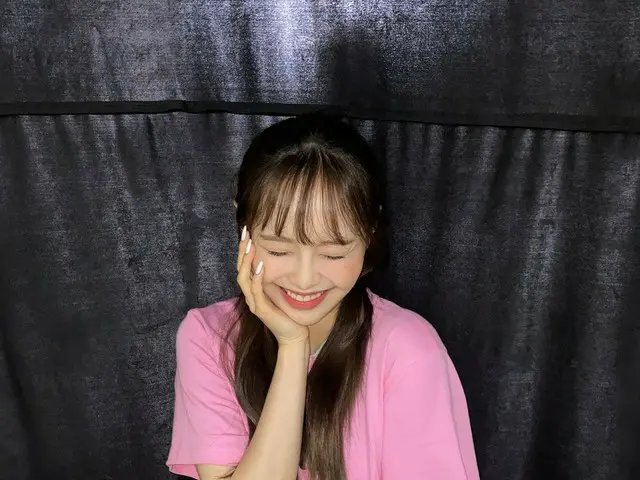 【t公式】今月の少女(Loona)、秋夕最後の日まで #チューンはOrbitと一緒にします🐧💗しばらくして、午後7時30分(KST)に放送されるMBC「戸籍