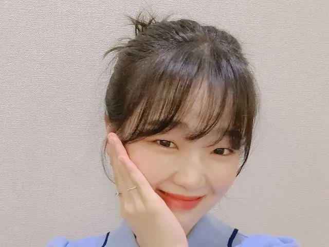 【t公式】OH MY GIRL、[ #OHMYAir]ミラクルの金曜日をさらに幸せにしてくれる #スンヒ登場💕しばらくして、9時40分、「KBS2身上発売ピョ