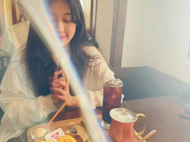 【t公式】今月の少女(Loona)、[ #チェリ/ #Choerry] Orbit！最近天気がとても良くなったんですよ(笑)秋夕はよく送ったのか！？今は元気区か