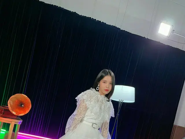 【t公式】MAMAMOO、[ #ソーラー]しばらくして、6時05分KBS2「不朽の名曲」私たちムームーあなたソーラーの素敵な舞台本放送を必ず見てを介して確認して