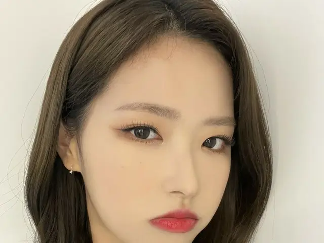 【t公式】今月の少女(Loona)、[ #OliviaHye]シャツはすべての良い^  -  ^  #今月の少女(LOONA)#LOONA