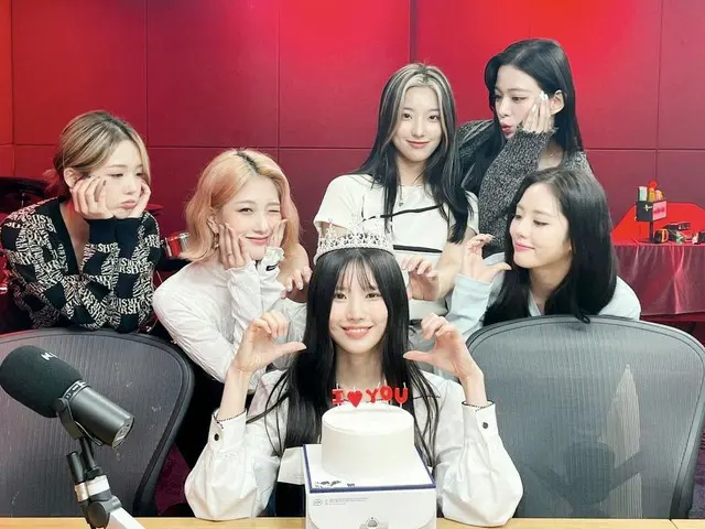 【t公式】fromis_9、[💌 #fromis_9]特別なハニャンデーにクルジェムドアナイトまで、今日もフローを稼ぐ幸せだった😘🎂 #studioドアナ