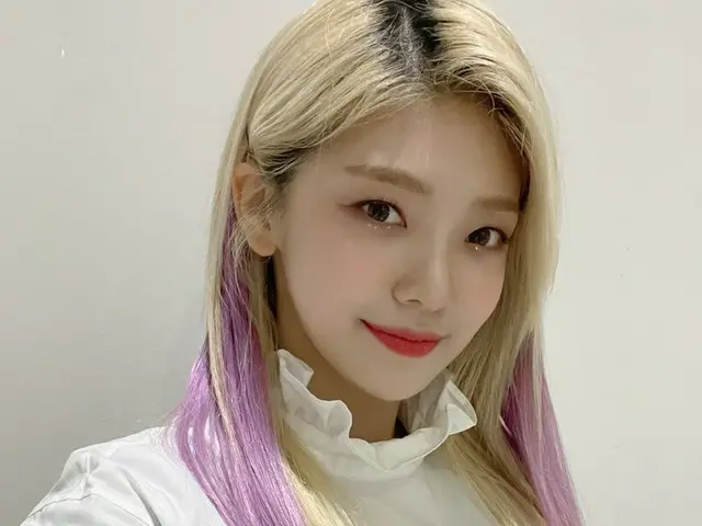 【t公式】EVERGLOW、[ #来る]ポデュン💕今日の天気ましたか？！？ 雨の後晴れ晴天と👍🤭今日はみんな、しばらく空を見て休んだり、外に出散歩もして見