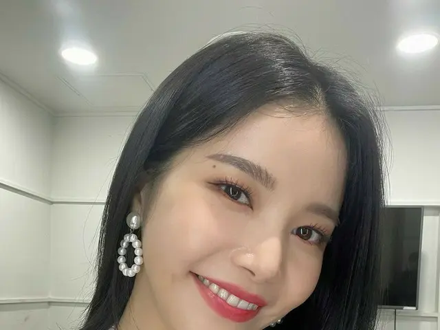 【t公式】MAMAMOO、[ #ソーラー] 私たちムームー皆さん、しばらくしてから6時05分 KBS2「不朽の名曲」本放送を必ず見て🙌🏻楽しい土曜日ソーラー