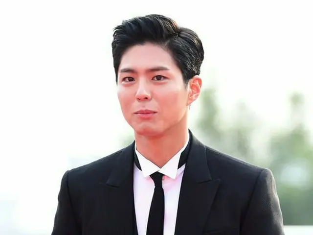 俳優パク・ボゴム、「ソウルドラマアワード2017」レッドカーペット。