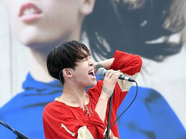 WINNER 出身ナム・テヒョン、バンド「South Club」として祝賀公演。