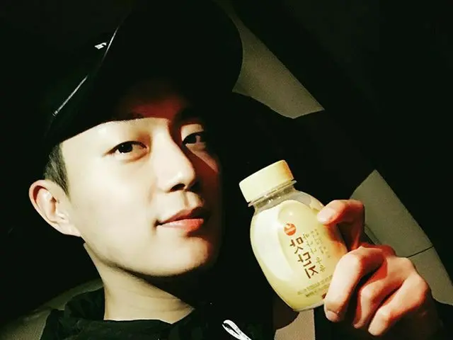 Highlight ドゥジュン、SNS更新。