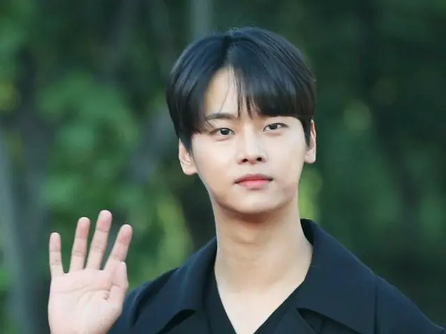 VIXX エン、「第1回Soba Best K Music Awards」レッドカーペットに登場。