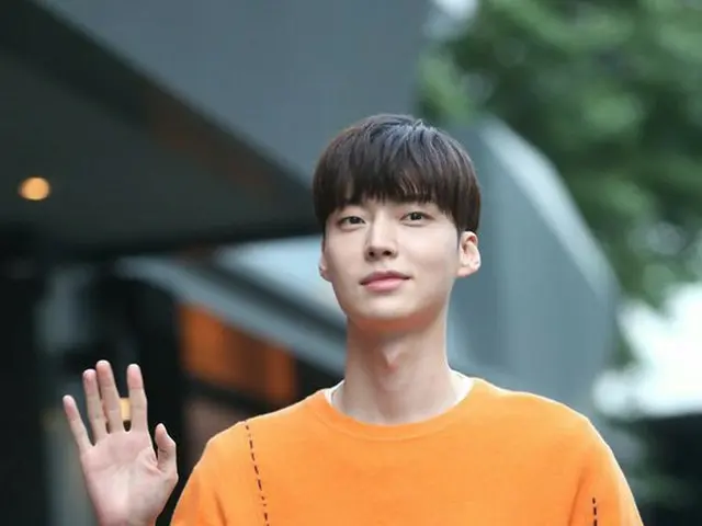 俳優アン・ジェヒョン、ドラマ「また会った世界」打ち上げに参加。