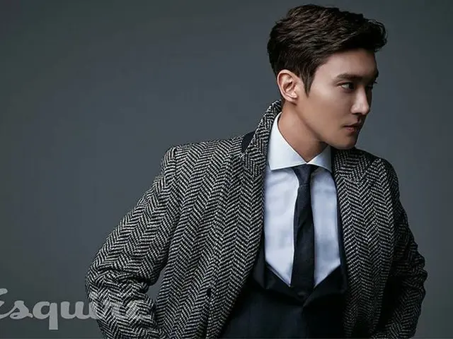 SUPER JUNIOR チェ・シウォン、香港で画報公開。