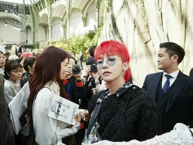 BIGBANG G-DRAGON、フランスでもスーパースター！独自のオーラで視線集中。