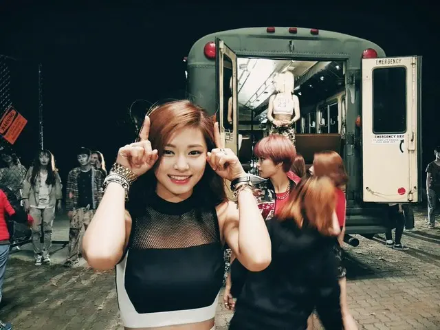 【T公式】TWICE、お盆の思い出に 2015.10.03 「Like OOH-AHH」MV撮影現場で ツウィs ONE IN A MILLION#ONCE #